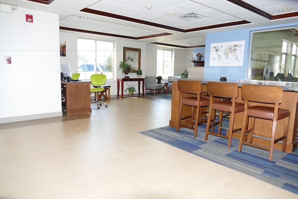 Holiday Inn Express Lebanon By Ihg Экстерьер фото